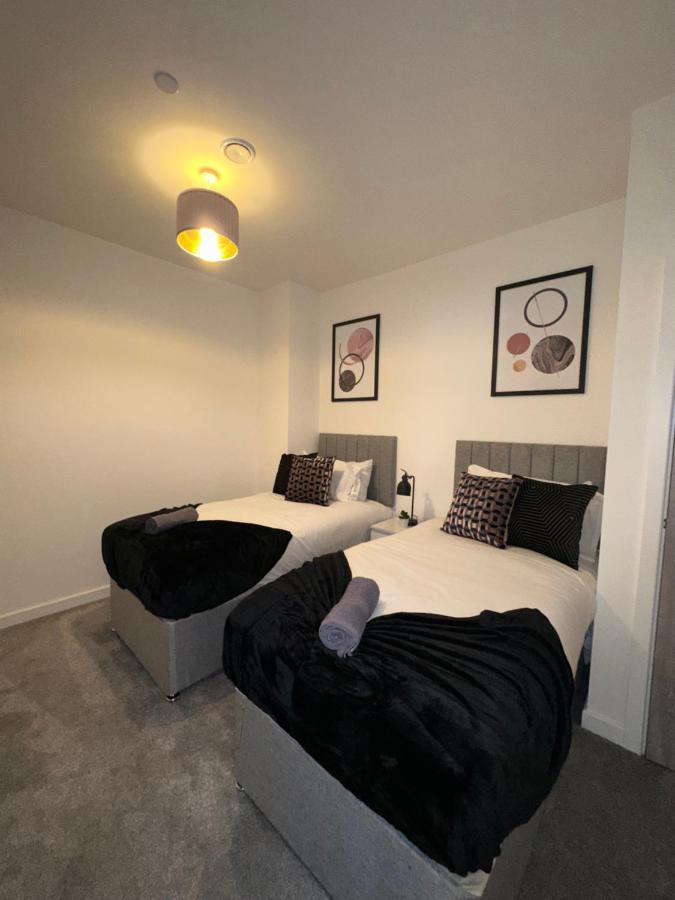 Sleek & Stylish Apartment By Dh Aparthotels Peterborough Exterior foto