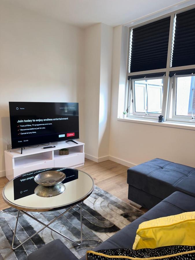 Sleek & Stylish Apartment By Dh Aparthotels Peterborough Exterior foto