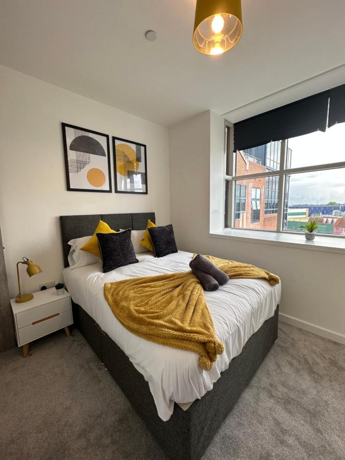 Sleek & Stylish Apartment By Dh Aparthotels Peterborough Exterior foto